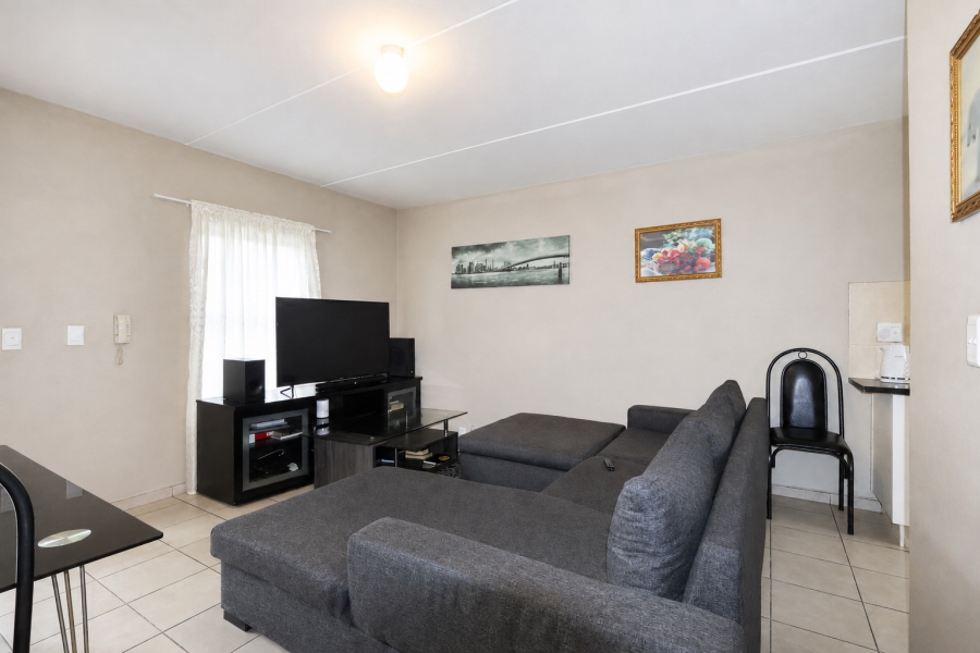 2 Bedroom Property for Sale in Parklands Western Cape